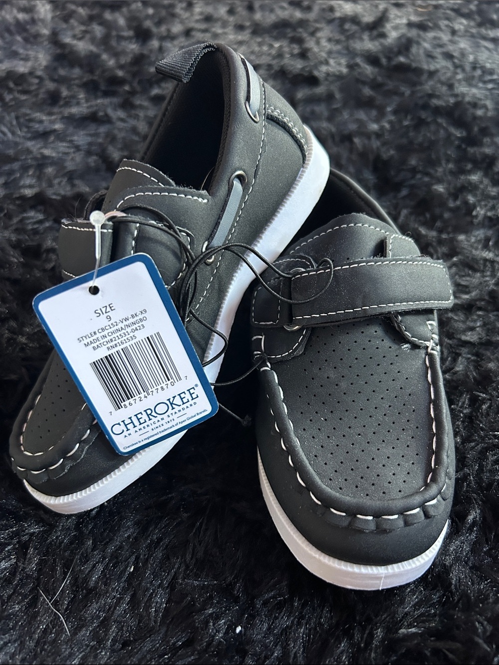 Cherokee Gray and White Hook-and-Loop Kids Dress Shoes
